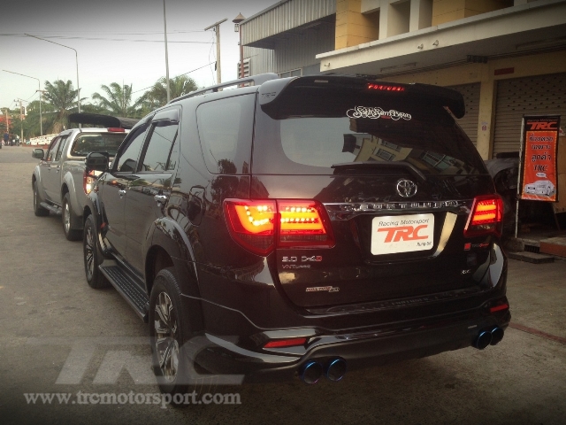 ไฟท้าย FORTUNER 2012 ทรง VLAND (สี RED/SMOKE)